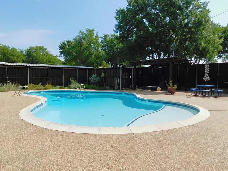 897 John George Ln — Photo 35