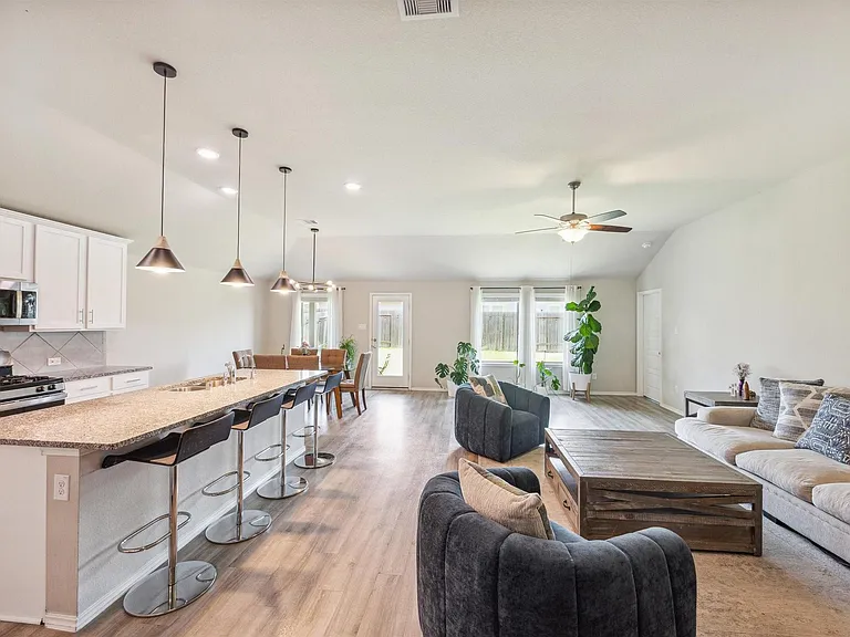 6414 Fiddlewood Thicket Ln — Photo 8