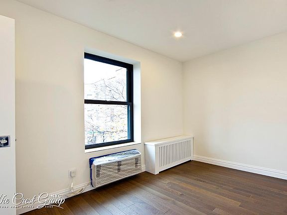 4th image of 101 E 116th St APT 3E