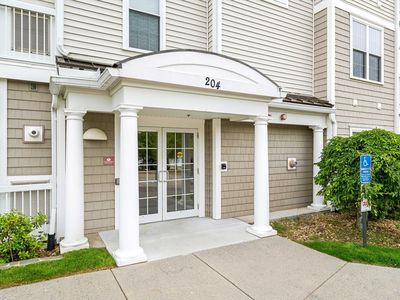 204 Clocktower Dr #307, Waltham, MA, 02452