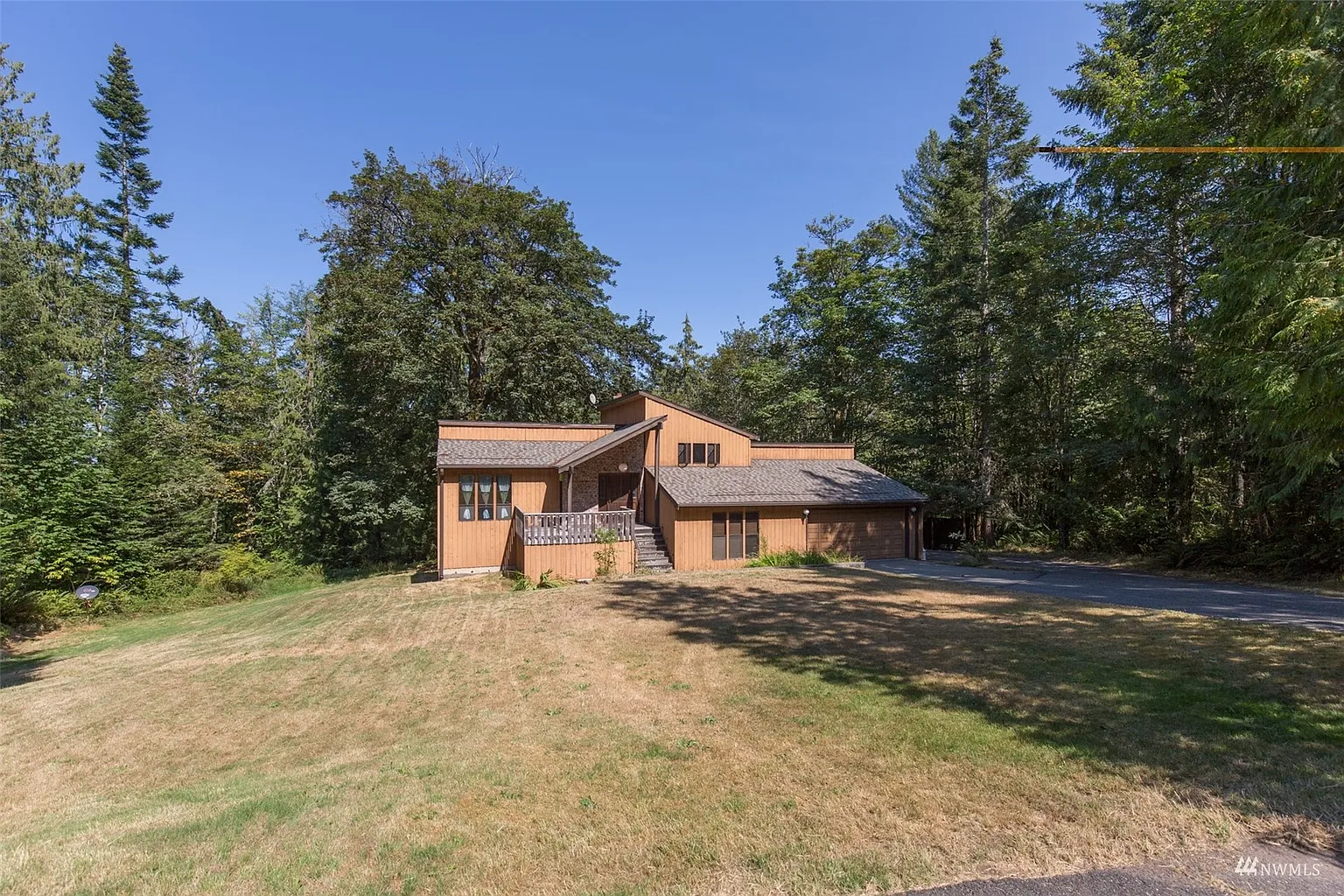 136 Southridge Road photo 1