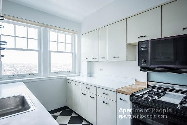 1st image of 415 W Aldine Ave APT 14A