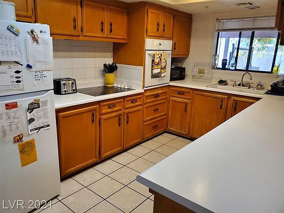4th image of 3829 Tumbleweed Ave