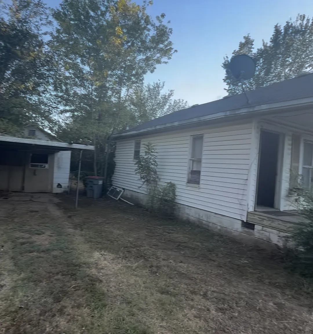 2 bed, 955 sqft, $850 — Photo 3