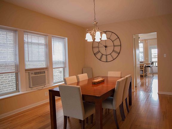 5th image of 5010 N Wolcott Ave APT 1