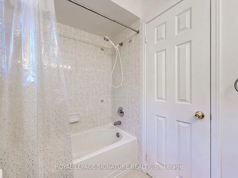 138 Sun King Cres — Photo 34