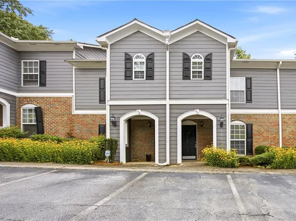 212 Summer Pl, Norcross, GA 30071