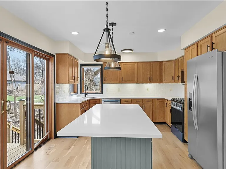 72 Hunter Ln — Photo 9