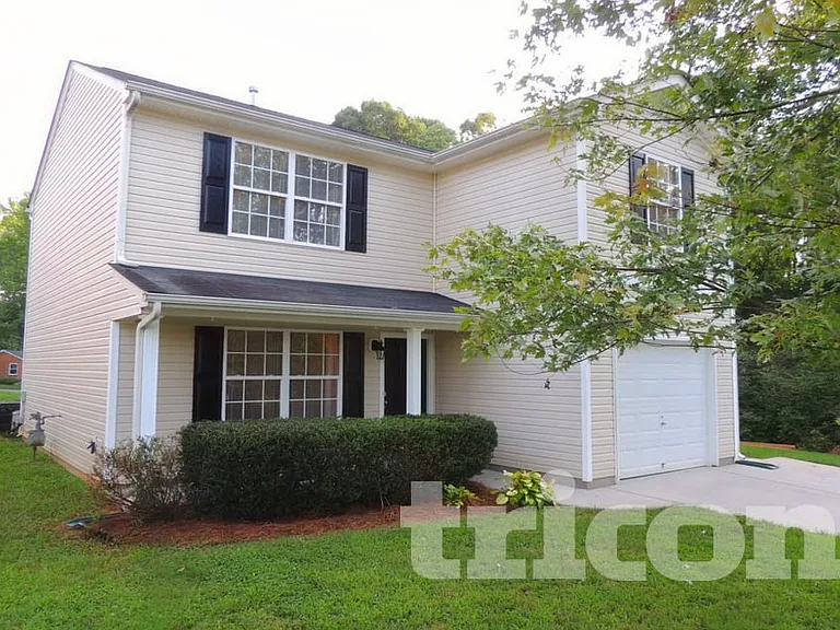 5110 Grays Ridge Dr — Photo 3
