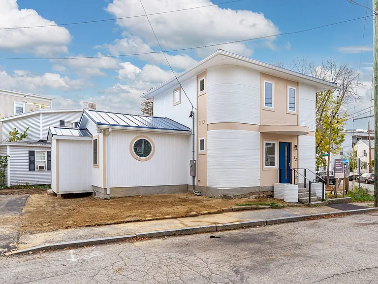 32 Jane St — Photo 2