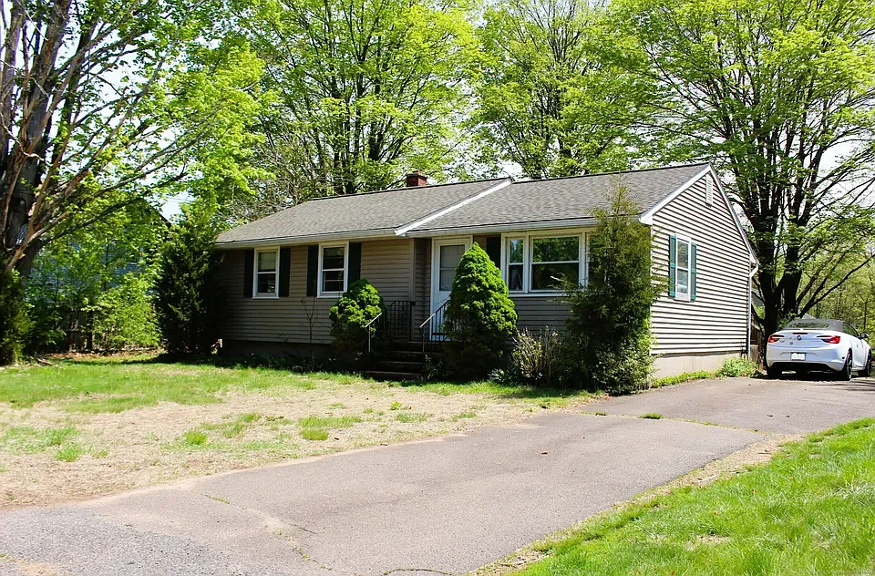 44 Baker Ave