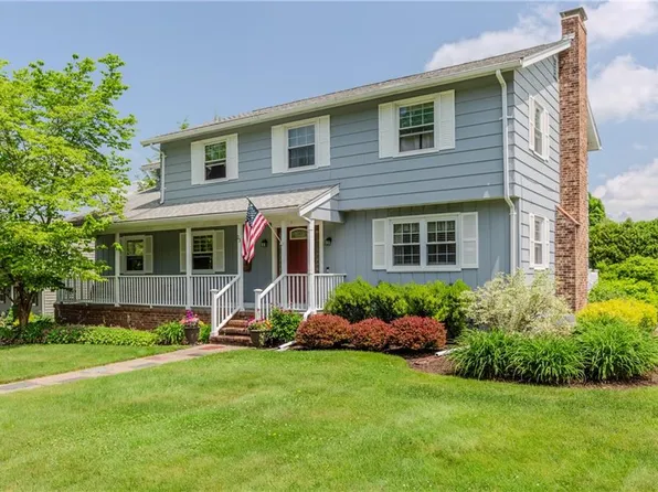 23 Kennedy Blvd, Lincoln, RI 02865