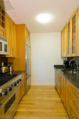 Sold by The Dressler Group LLC | media 20