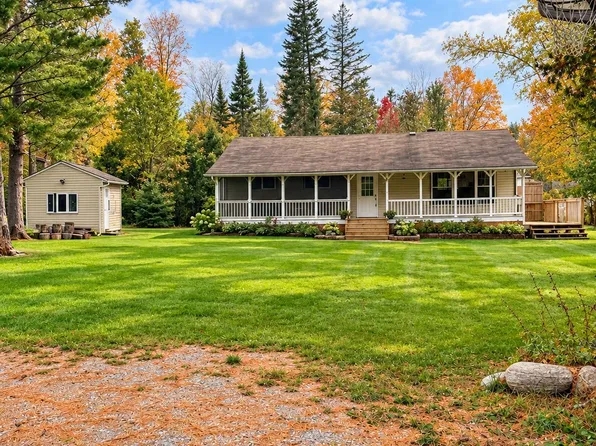 52 Grandview Cres, Oro Medonte, ON L0L 2E0