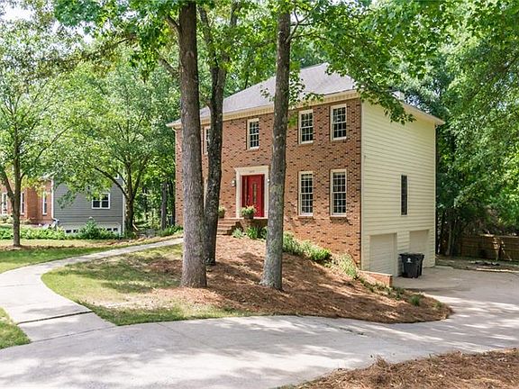 2nd image of 2607 Brookwest Ln SW