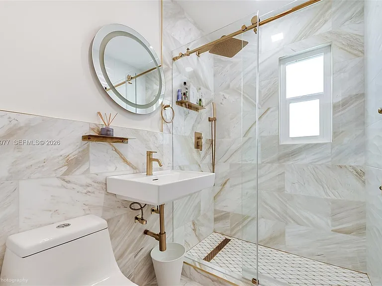7235 SW 39th St — Photo 13