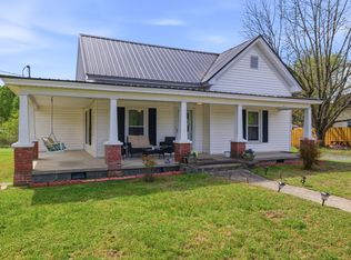 203 Sunset St, Stem, NC 27581