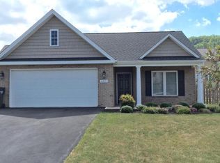 2641 Woods Meadow Ln, Salem, VA 24153