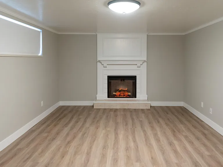 1024 S 680 W — Photo 12