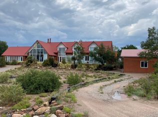 250B County Club Rd, Santa Fe, NM 87507
