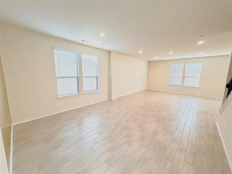 6724 Ellsworth Walk — Photo 13