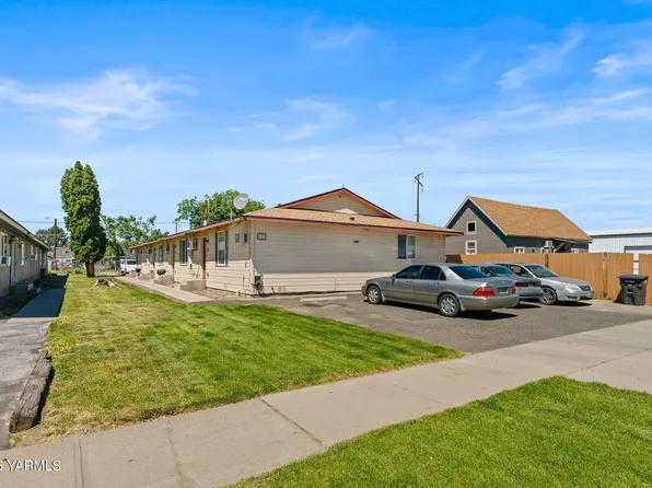 722 N 3rd Ave, Yakima, WA 98902