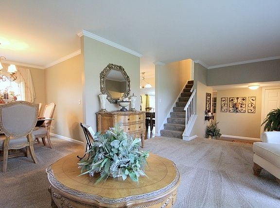 5th image of 301 Juniper Pkwy