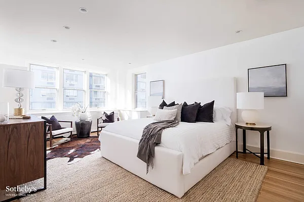 Sold by Sotheby's International Realty | media 7