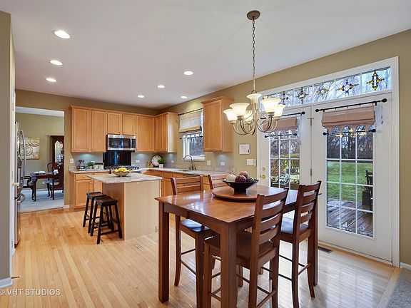 5th image of 145 Steamboat Dr