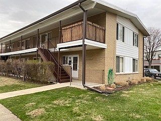 1st image of 7224 W Palatine Ave APT 1E