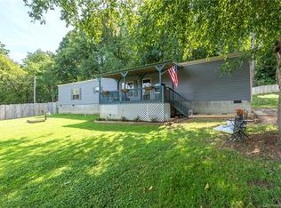 634 Old Lytle Cove Rd, Swannanoa, NC 28778