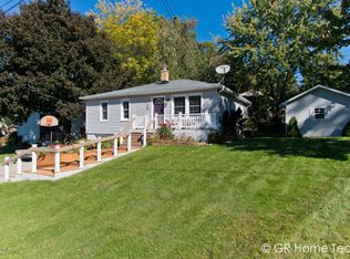 4125 Woodbury Ave NE, Grand Rapids, MI 49525