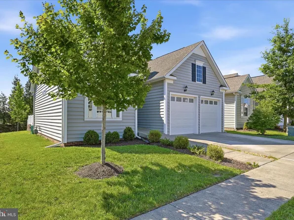 126 Forget Me Not Dr, White Post, VA 22663