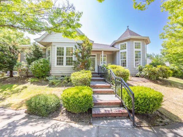 1215 NE Multnomah Dr, Fairview, OR 97024