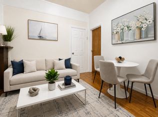 690 9th Ave APT 4R, New York, NY 10036