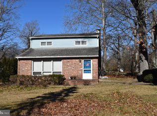 1348 Almond Rd, Vineland, NJ 08360