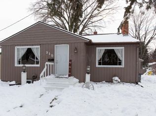 315 16th Ave S, Moorhead, MN 56560