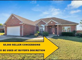 505 Shady Acres Ln, Prairie Grove, AR 72753