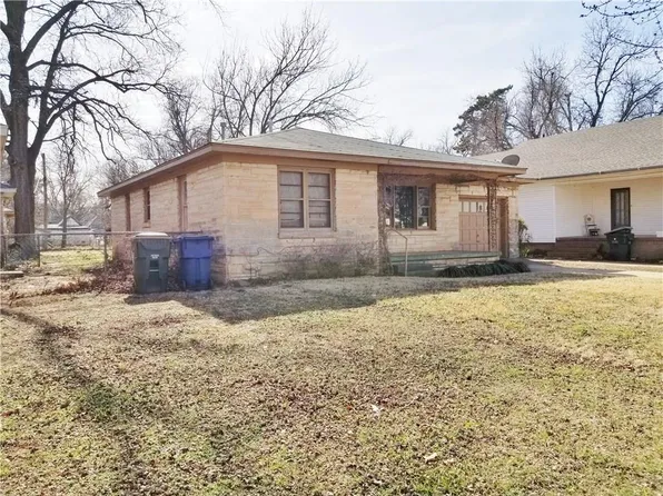 807 W Kansas Ave, Chickasha, OK 73018