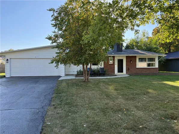 1579 Lakeview Rd, Lake View, NY 14085