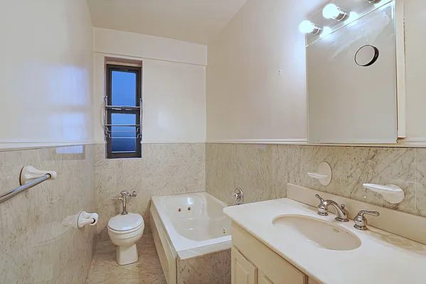 Rented by Citi Habitats | media 13