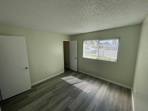 5th image of 801 Paularino Ave #A101