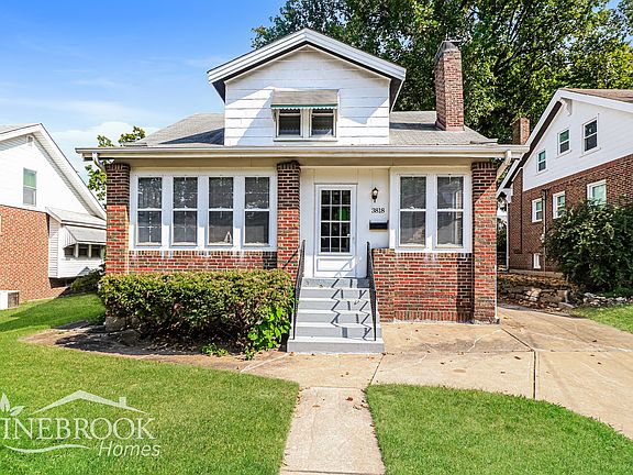 2nd image of 3818 Saint Anns Ln