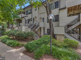 9934 Hellingly Pl #142, Gaithersburg, MD 20886