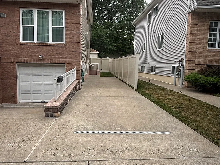 22 Woodvale Ave #1 — Photo 2