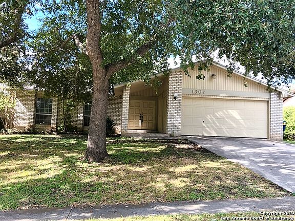 2nd image of 1307 White Rock Dr
