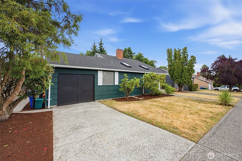 3rd image of 9231 26th Avenue SW