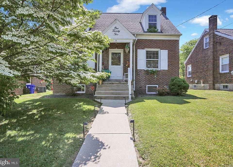 1st image of 122 N Kenhorst Blvd