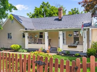 1209 1/2 Vance Ave, Coraopolis, PA 15108