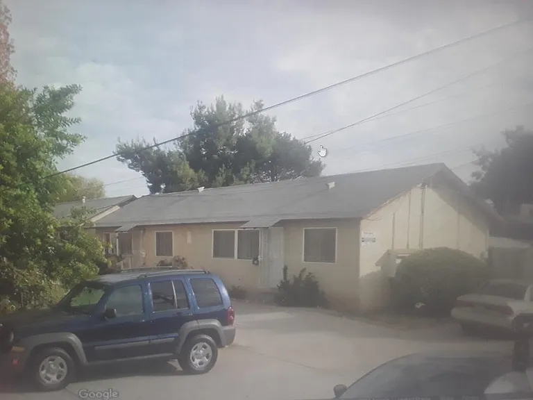 593 S 2nd St — Photo 1